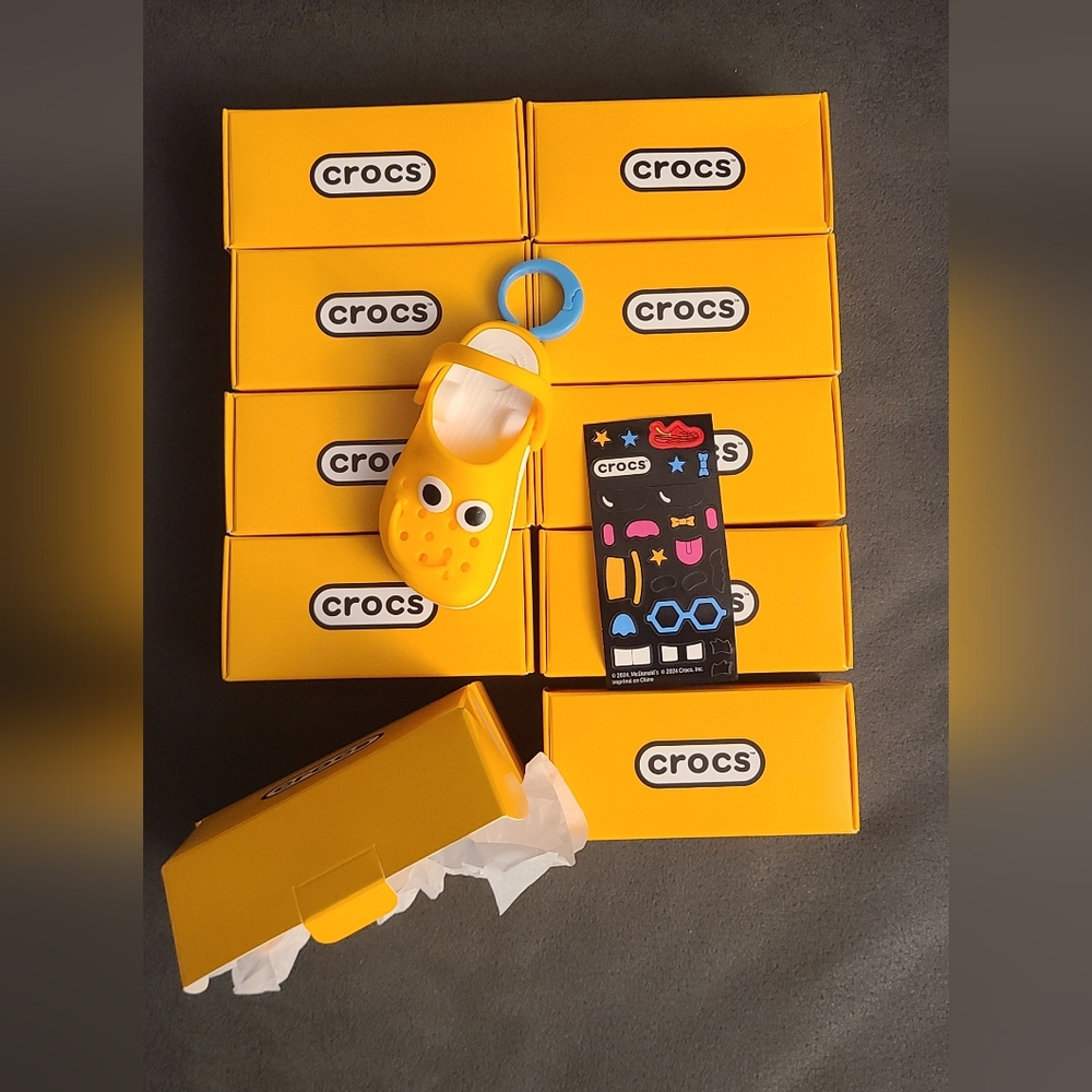 Quebec Exclusive ONLY🔥Happy Meal Yellow Crocs X Mcdonalds Keychain Toy 2024